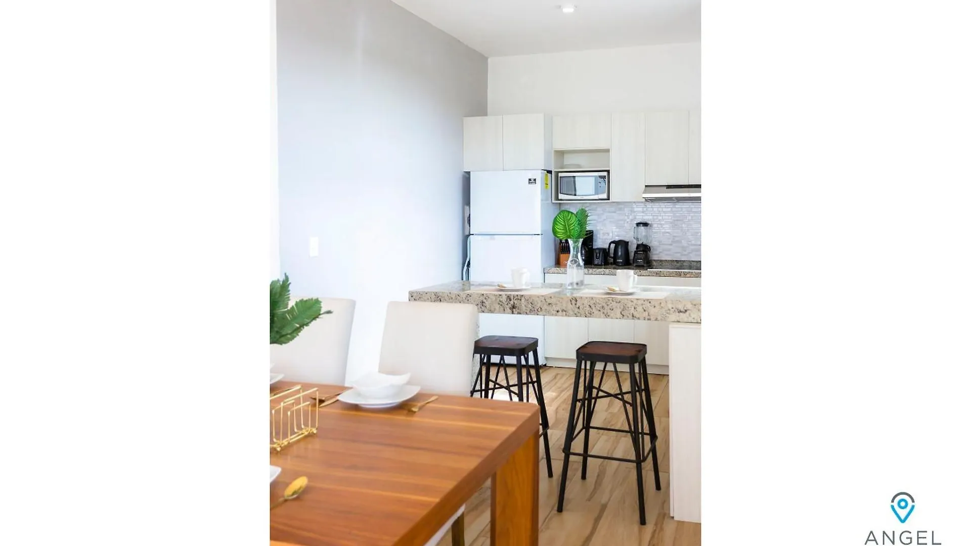 Apartmán Tranquil Oceanview Studio Rooftop Pool Gym W&D Playa del Carmen