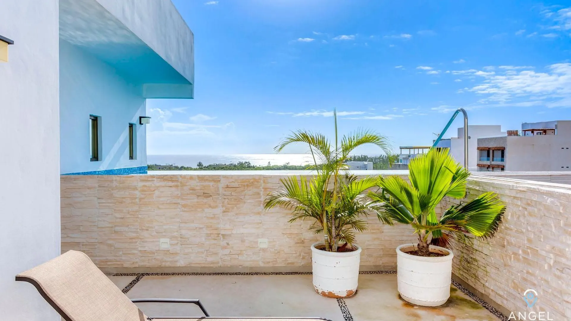 Tranquil Oceanview Studio Rooftop Pool Gym W&D Playa del Carmen 0*,  Mexiko